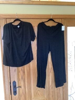 Nordstrom Two Piece Black Lounge Set..NWT